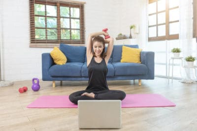 Exercícios em casa: confira 5 opções fáceis para praticar
