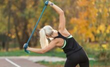 benefícios dos exercícios com elástico